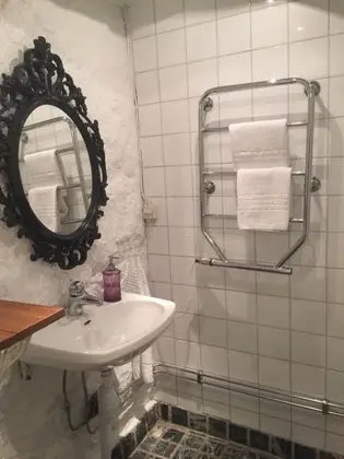 Ortak Ranzalı Oda, 1 Yatak Odası