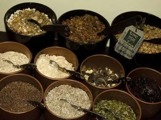 Ortak Ranzalı Oda, 1 Yatak Odası