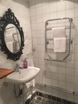 Ortak Ranzalı Oda, 1 Yatak Odası