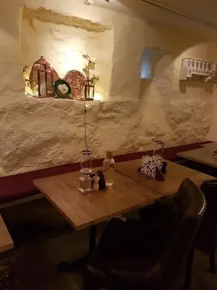 Ortak Ranzalı Oda, 1 Yatak Odası