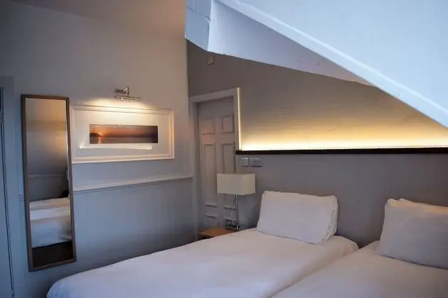 Standard Tek Büyük veya İki Ayrı Yataklı Oda