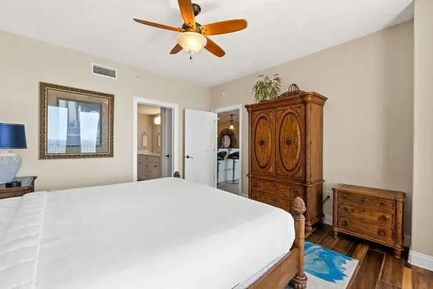 Treasure Island, 2 Bedroom, Gulf Front (1203)