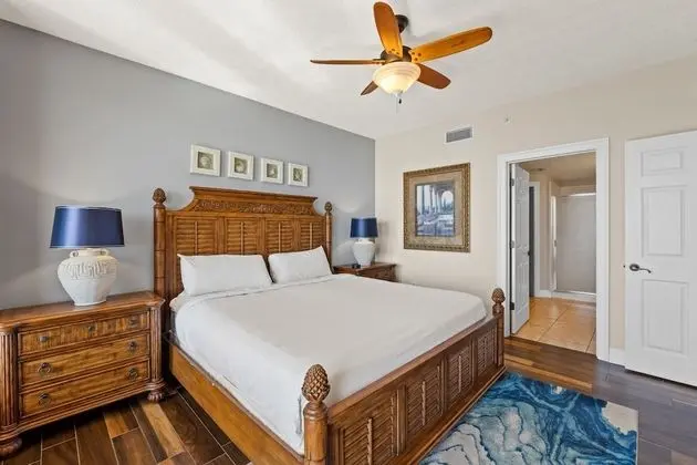 Treasure Island, 2 Bedroom, Gulf Front (1203)