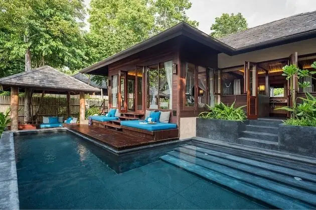 Beachfront Pool Villa