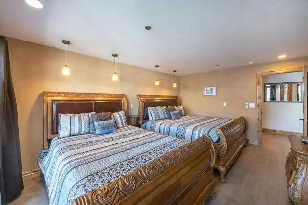 TMI 1 Bedroom (Bedding Varies and Not Guaranteed)