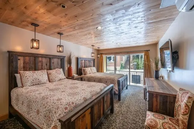 TMI 1 Bedroom (Bedding Varies and Not Guaranteed)