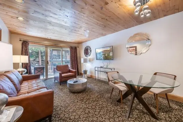 TMI 1 Bedroom (Bedding Varies and Not Guaranteed)