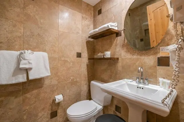 TMI 1 Bedroom (Bedding Varies and Not Guaranteed)