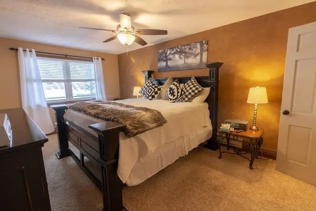 TMI 2 Bedroom