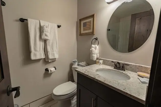 TMI 2 Bedroom