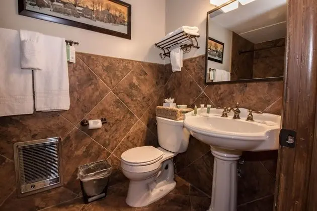 TMI 2 Bedroom