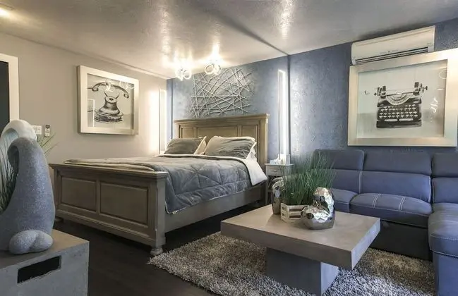 TMI Junior Suite