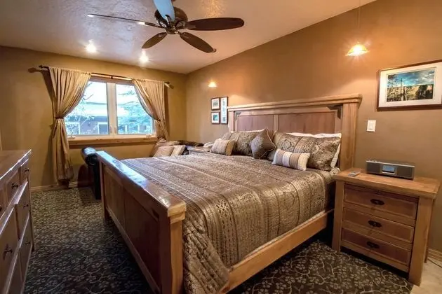 TMI Junior Suite