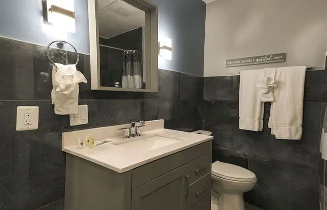 TMI Junior Suite