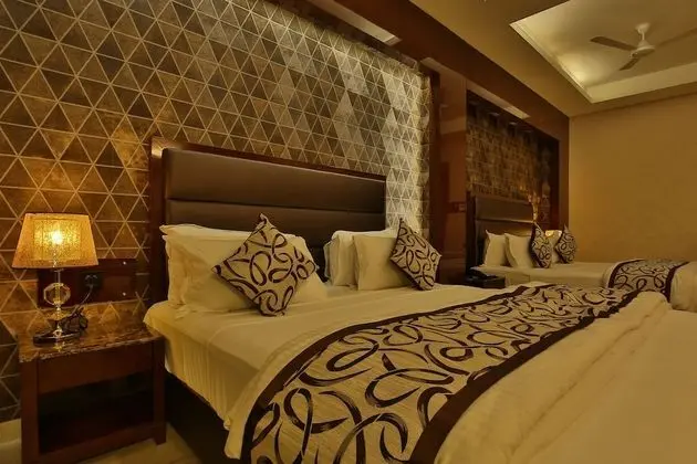 Luxury Oda