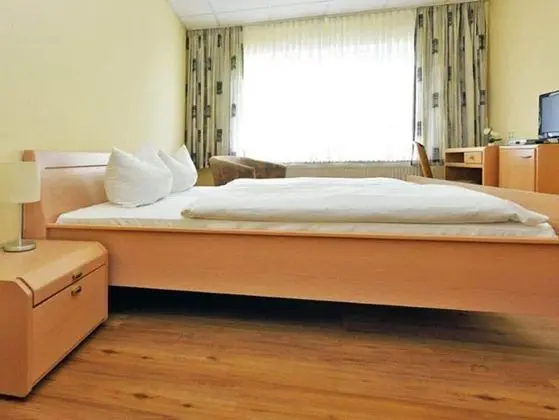 Basic Tek Büyük Yataklı Oda, 1 Büyük (Queen) Boy Yatak, Sigara İçilmez, Şehir Manzaralı