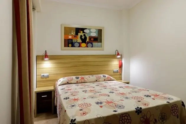 Basic Tek Büyük Yataklı Oda