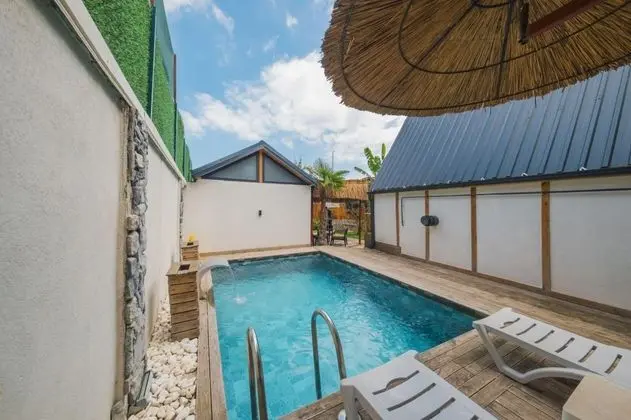 Bungalow, Havuz ve Bahçe Manzaralı, Isıtmalı Özel Havuzlu