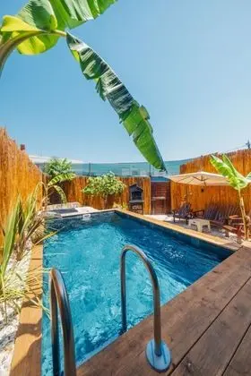 Jakuzili Bungalow , Havuz Manzaralı, Isıtmalı Özel Havuzlu