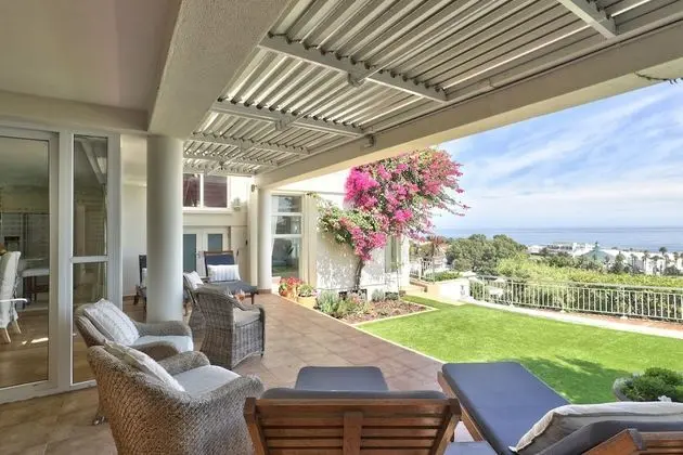 Deluxe Villa