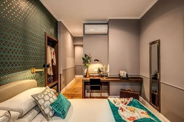 Deluxe Tek Büyük Yataklı Oda