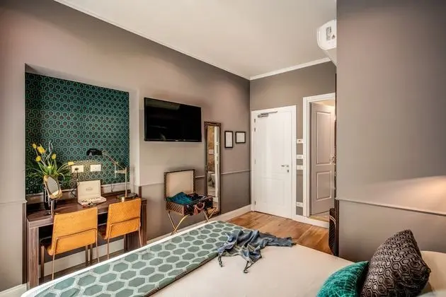 Deluxe Tek Büyük Yataklı Oda