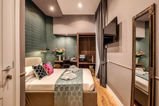 Standard Tek Büyük Yataklı Oda