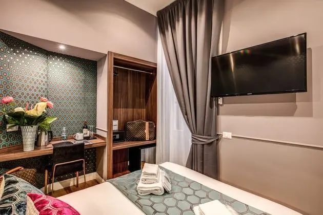 Standard Tek Büyük Yataklı Oda