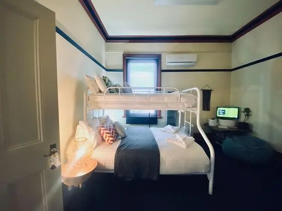 Classic Sıra Ev, 2 Yatak Odası, Balkon, Şehir Manzaralı