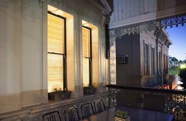 Classic Sıra Ev, 2 Yatak Odası, Balkon, Şehir Manzaralı