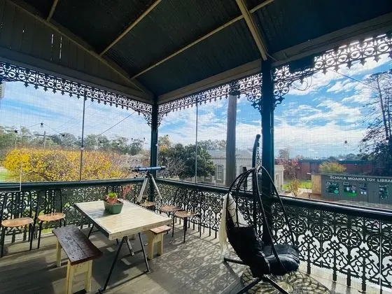 Classic Sıra Ev, 2 Yatak Odası, Balkon, Şehir Manzaralı