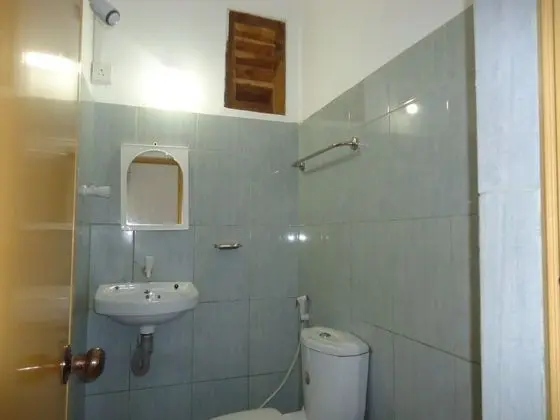 Basic Üç Kişilik Oda, 2 Yatak Odası, Bahçe Manzaralı