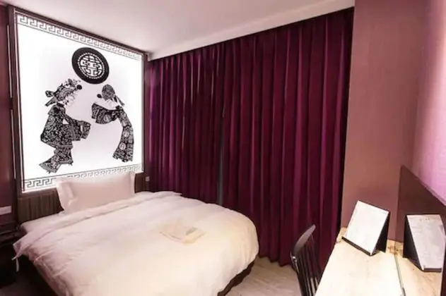 Comfort Tek Büyük Yataklı Oda
