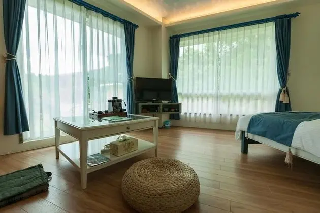 Romantic Tek Büyük Yataklı Oda