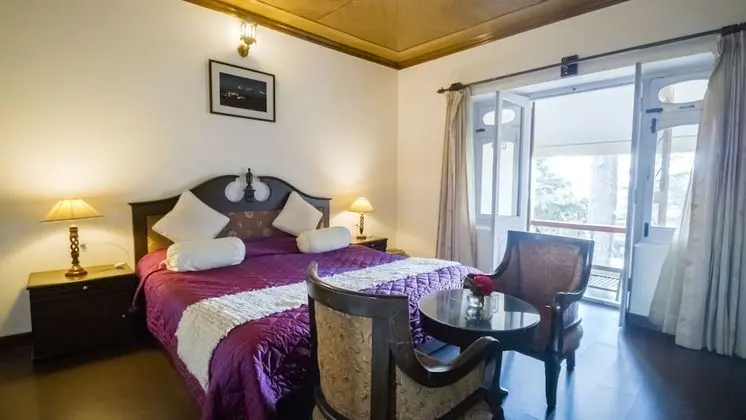 Valley View Room