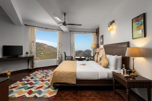 Premium Mountain View Room