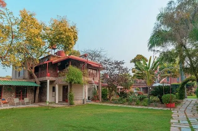 Superior Kır Evi