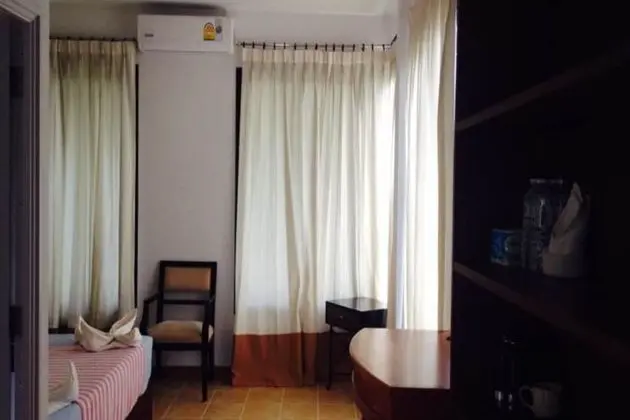 2-Bedroom Deluxe Suite