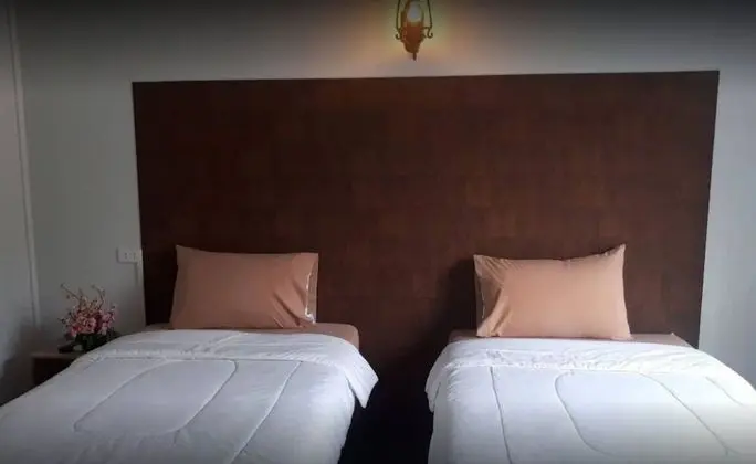 Basic Double Room, 2 Twin Beds