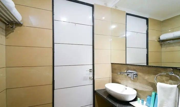 Deluxe Oda, Sigara İçilebilir