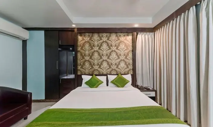 Deluxe Oda, 1 En Büyük (King) Boy Yatak, Sigara İçilebilir, Şehir Manzaralı