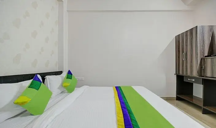 Economy Tek Büyük veya İki Ayrı Yataklı Oda