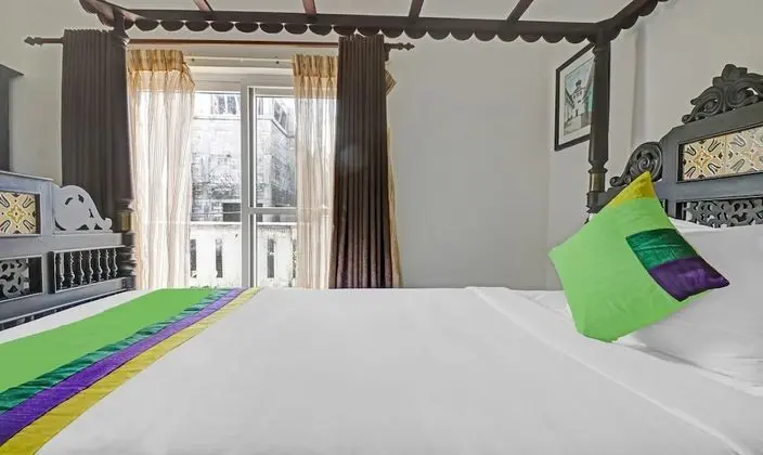 Economy Tek Büyük Yataklı Oda