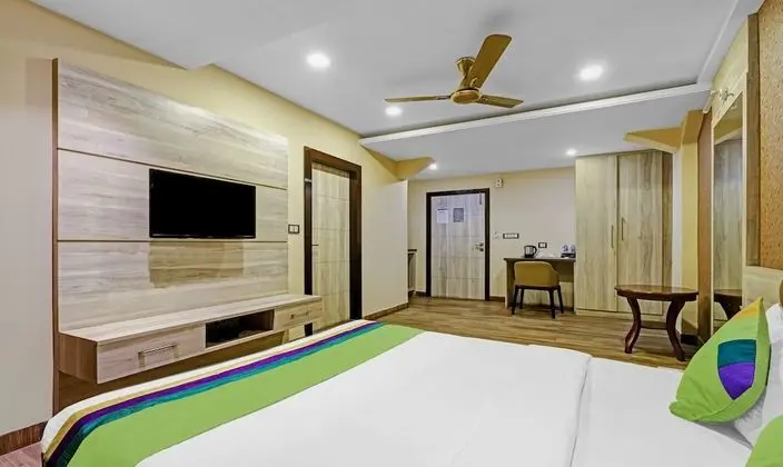 Deluxe Tek Büyük Yataklı Oda