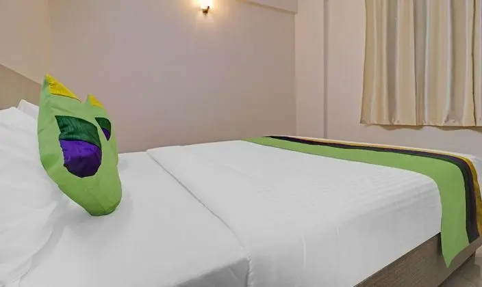 Premium Tek Büyük Yataklı Oda