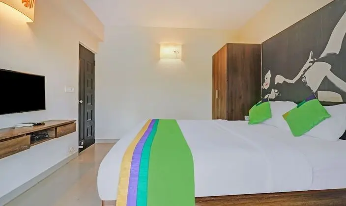 Deluxe Tek Büyük Yataklı Oda