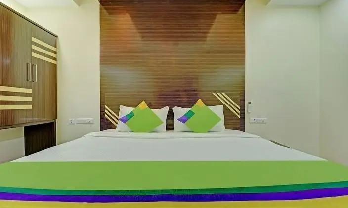 Premium Tek Büyük Yataklı Oda