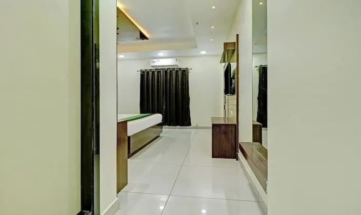 Premium Tek Büyük Yataklı Oda