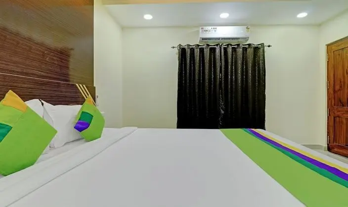 Premium Tek Büyük Yataklı Oda