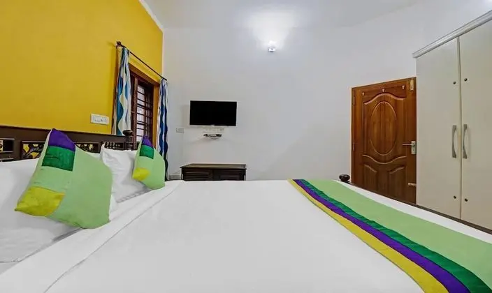 Standard Tek Büyük Yataklı Oda